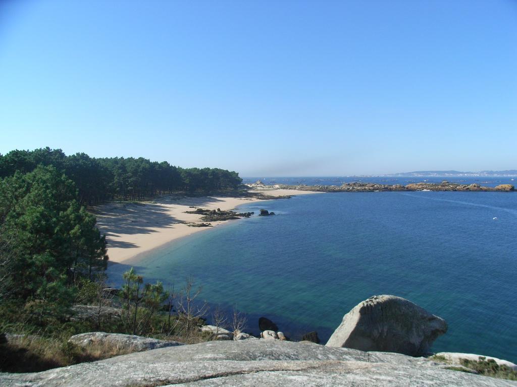 Apartamentos Arosa Isla de Arosa Exterior photo